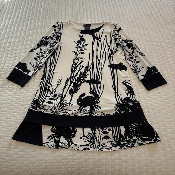 Eva Varro White Black Tunic Shirt Top Sz S Small Ocean Fish Crab Shells - Picture 1 of 10
